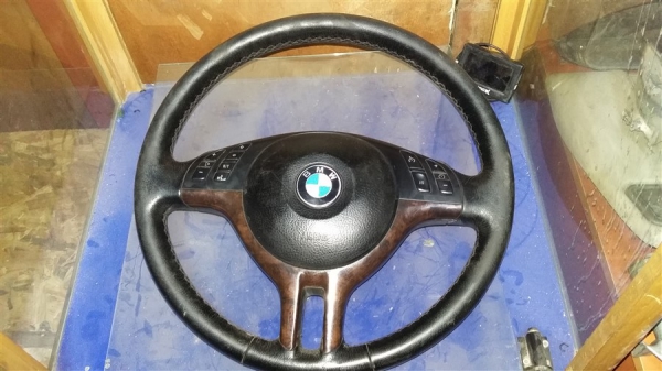 BMW X5 Çıkma direksiyon