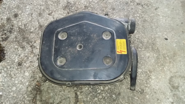 Mercedes 320 Çıkma hava filtresi