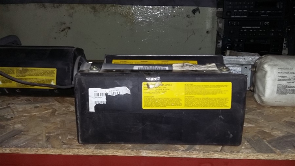 BMW E34 Çıkma sağ airbag bmw