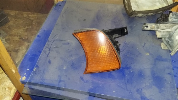 BMW E30 çıkma sinyal