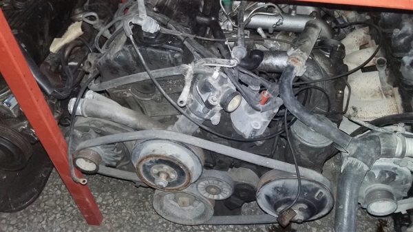 Mercedes 200E Çıkma şarj dinamosu