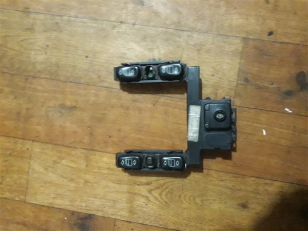mercedes e200 cam düğmesi