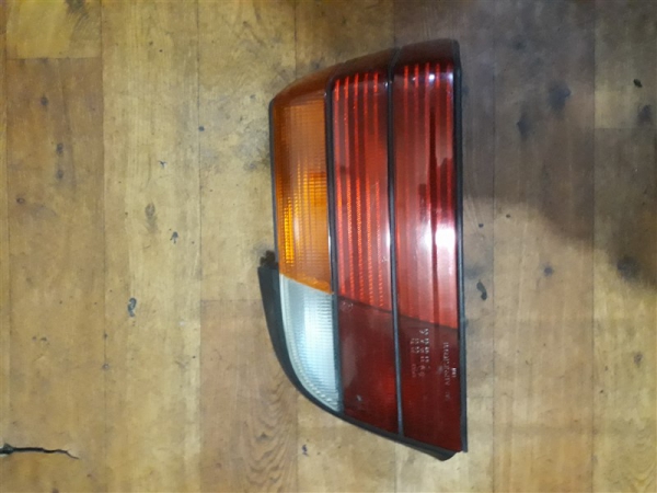 bmw e36 3 kasa arka sağ stop