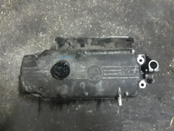 bmw 316 silindir kapağı üst