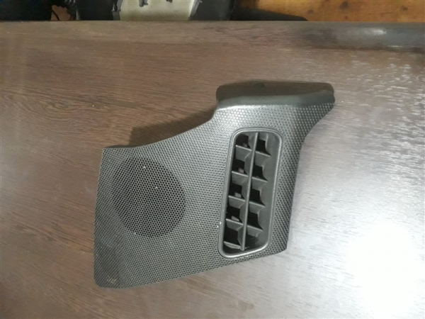 mercedes e200 hoparlör kapağı