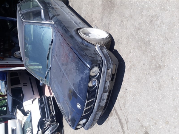 Bmw E30 çıkma sol ön çamurluk