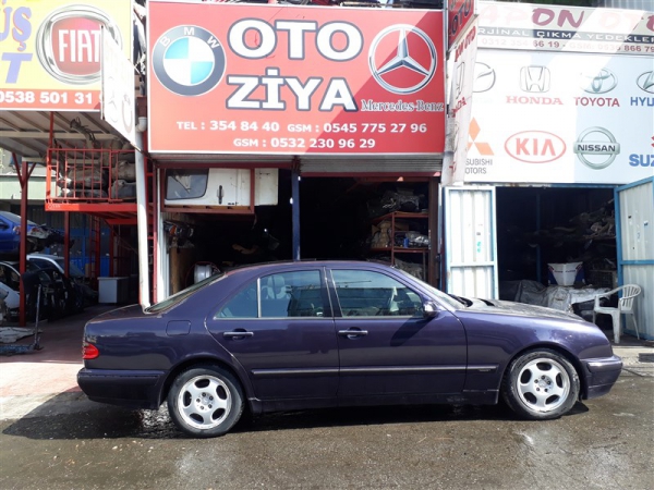mercedes 210 kasa e200 çıkma sol kapı