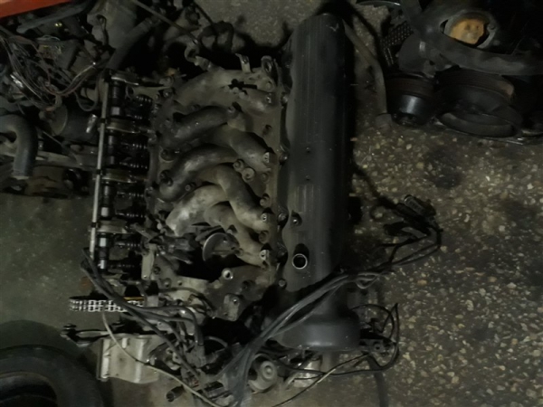 mercedes 500 sel motor bloğu