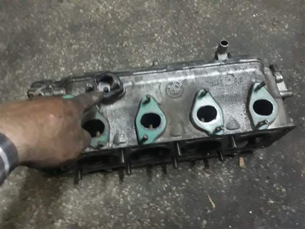 bmw 316 silindir kapağı