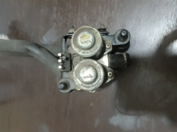 mercedes e200 210 kalorifer musluğu